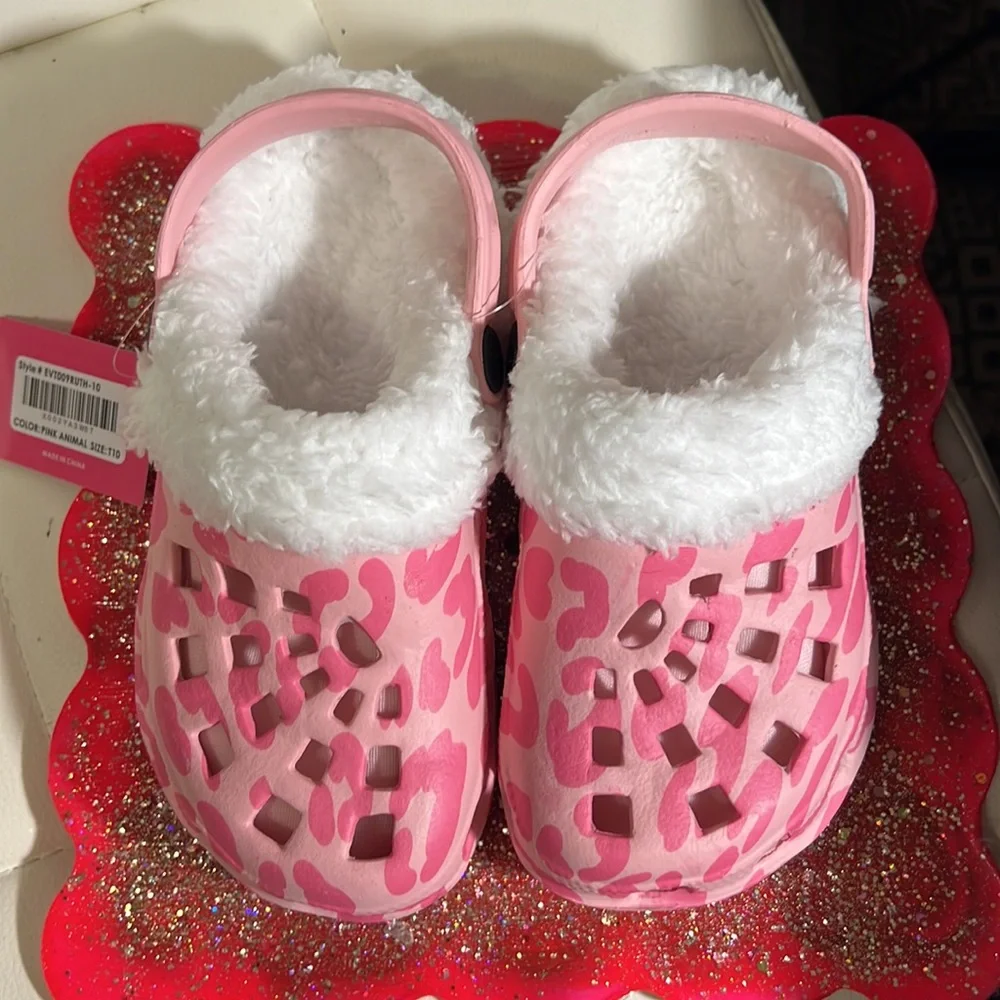 Pink lined clogs - Picture 2 of 3